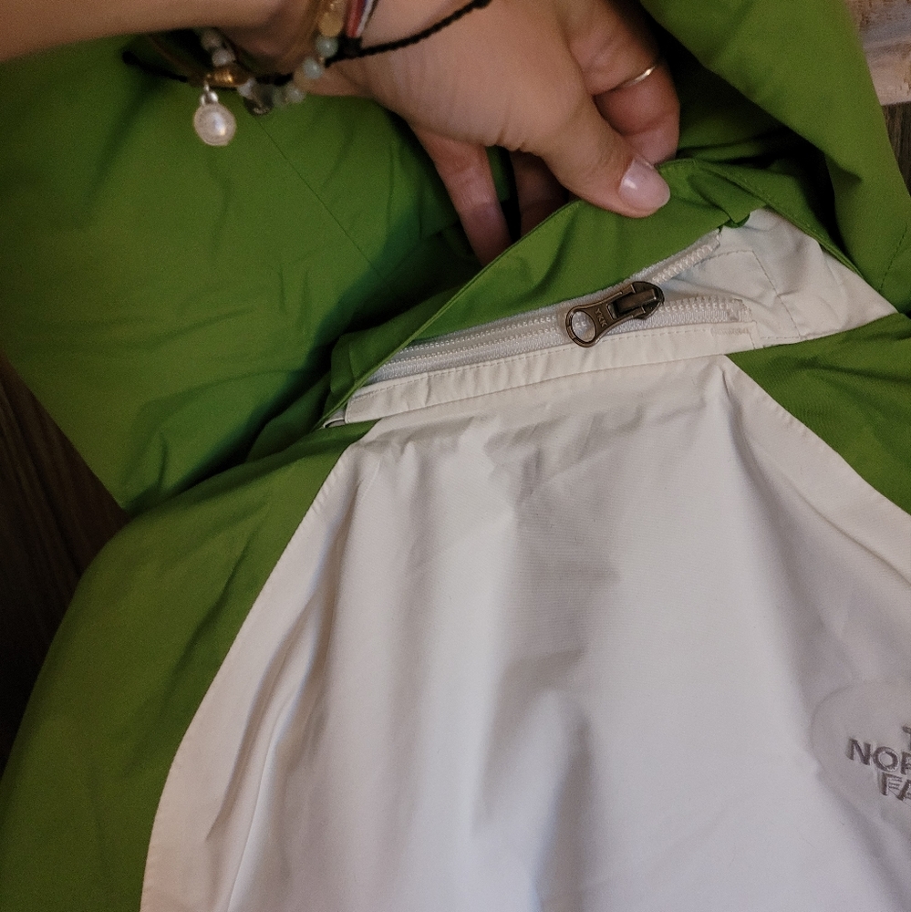 North Face Jacket - Picture 5 of 5